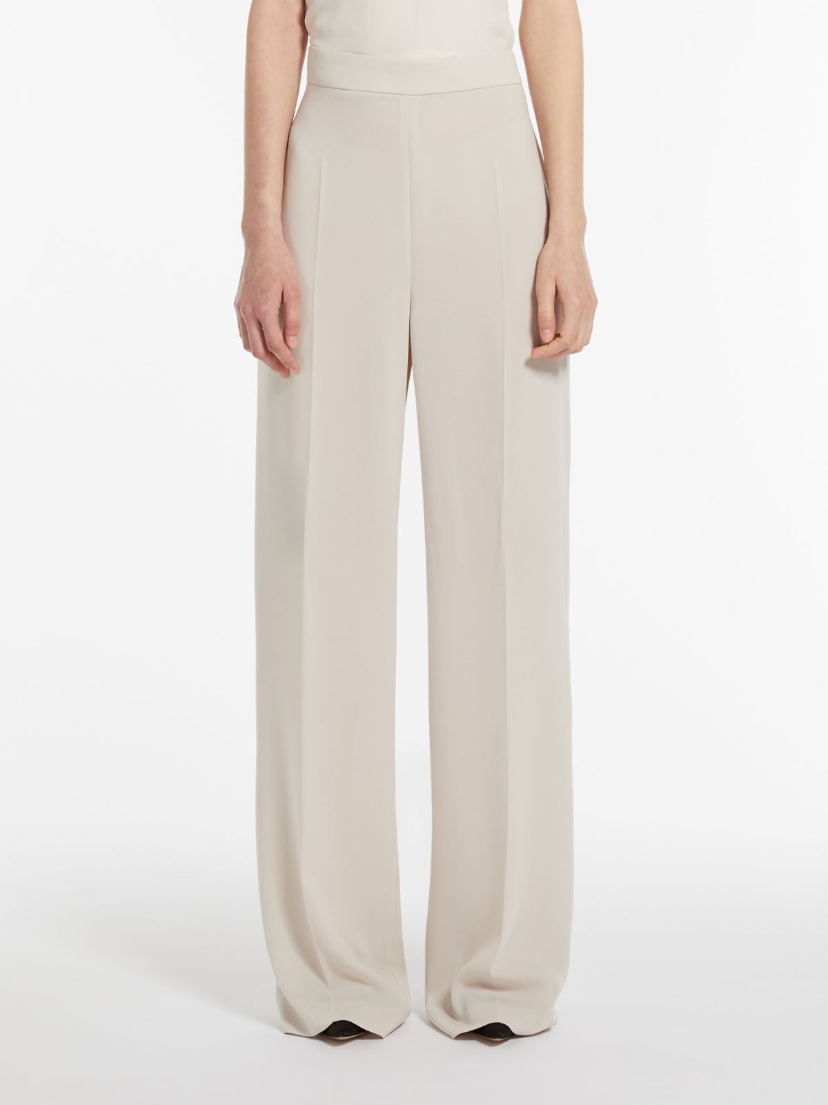 Fluid-fit cady trousers