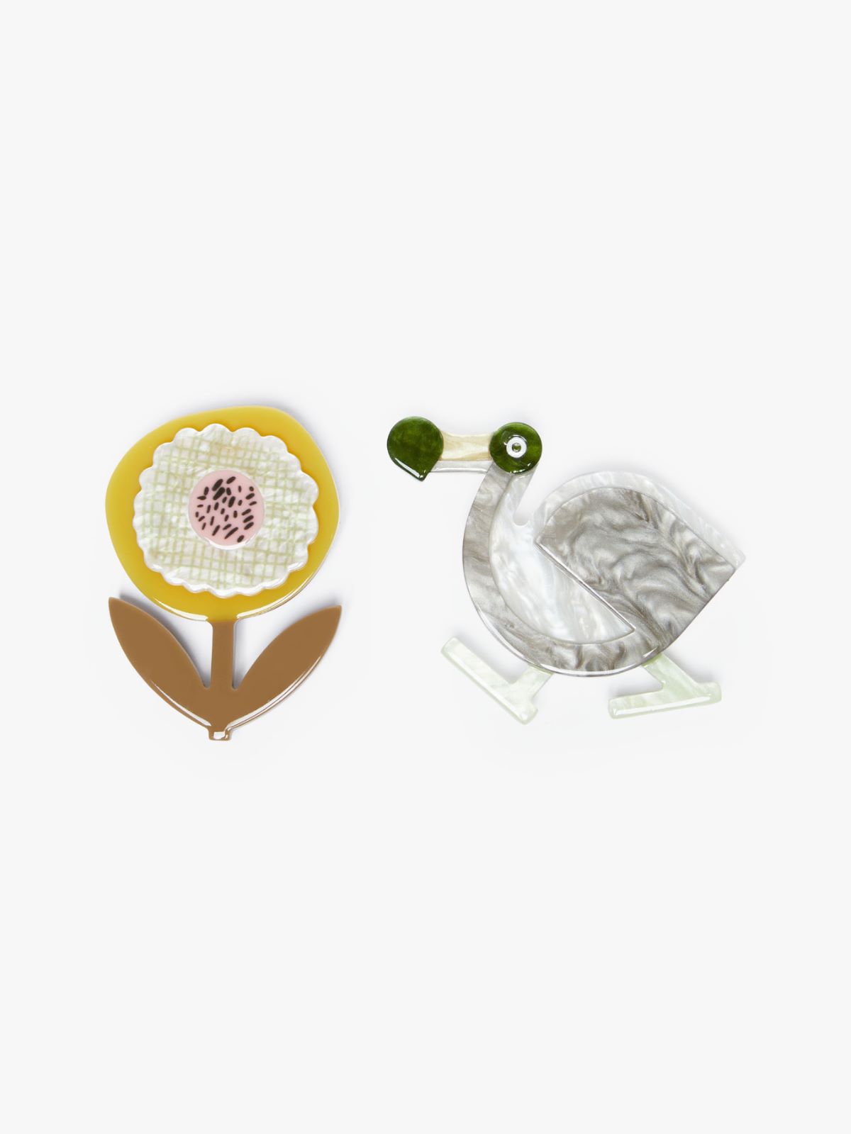 Set of 2 resin brooches