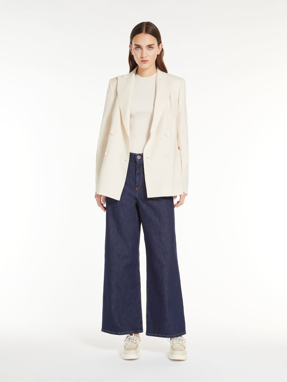 Tailored woollen cloth blazer