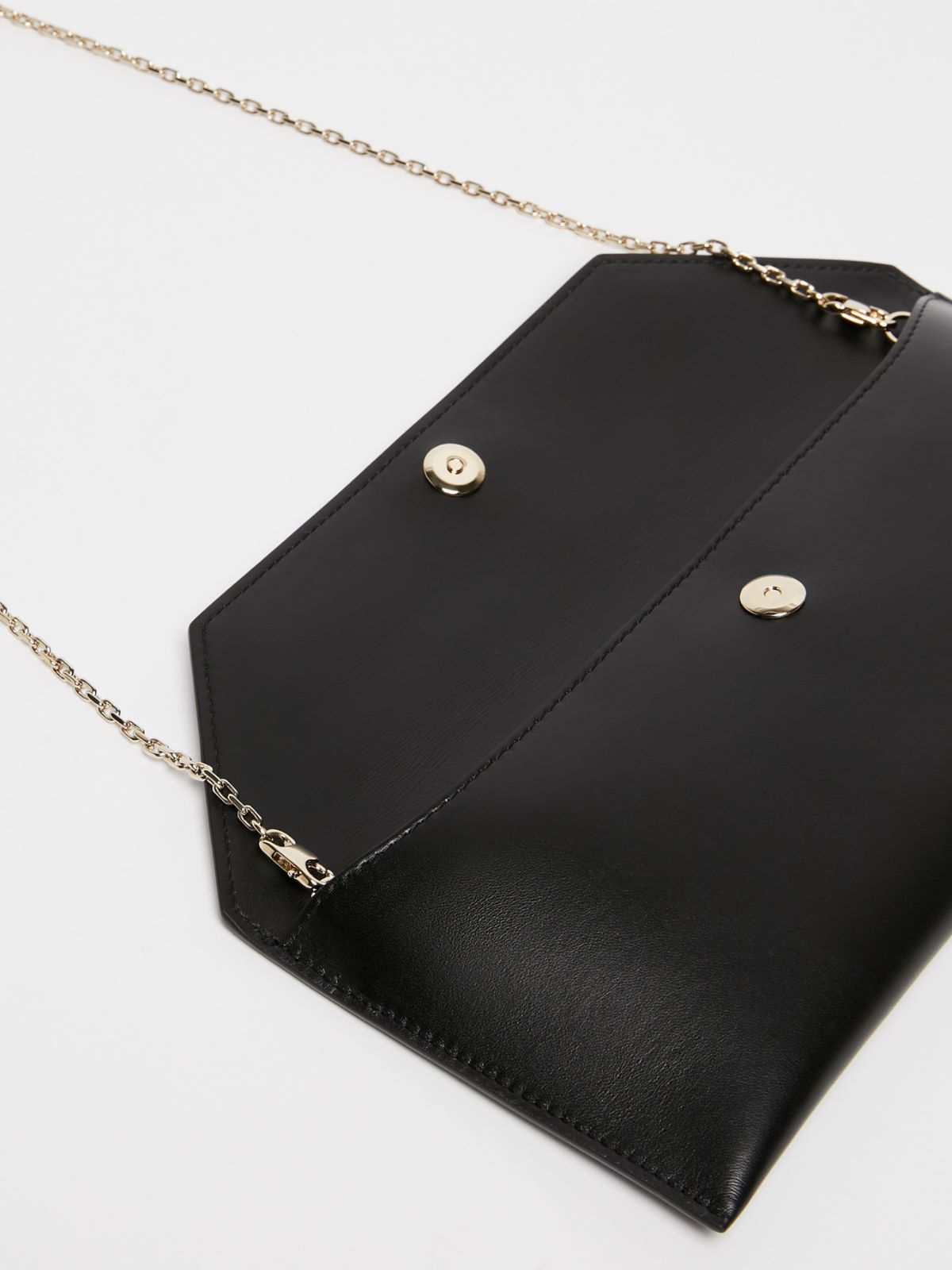 Smooth semi-gloss leather clutch bag