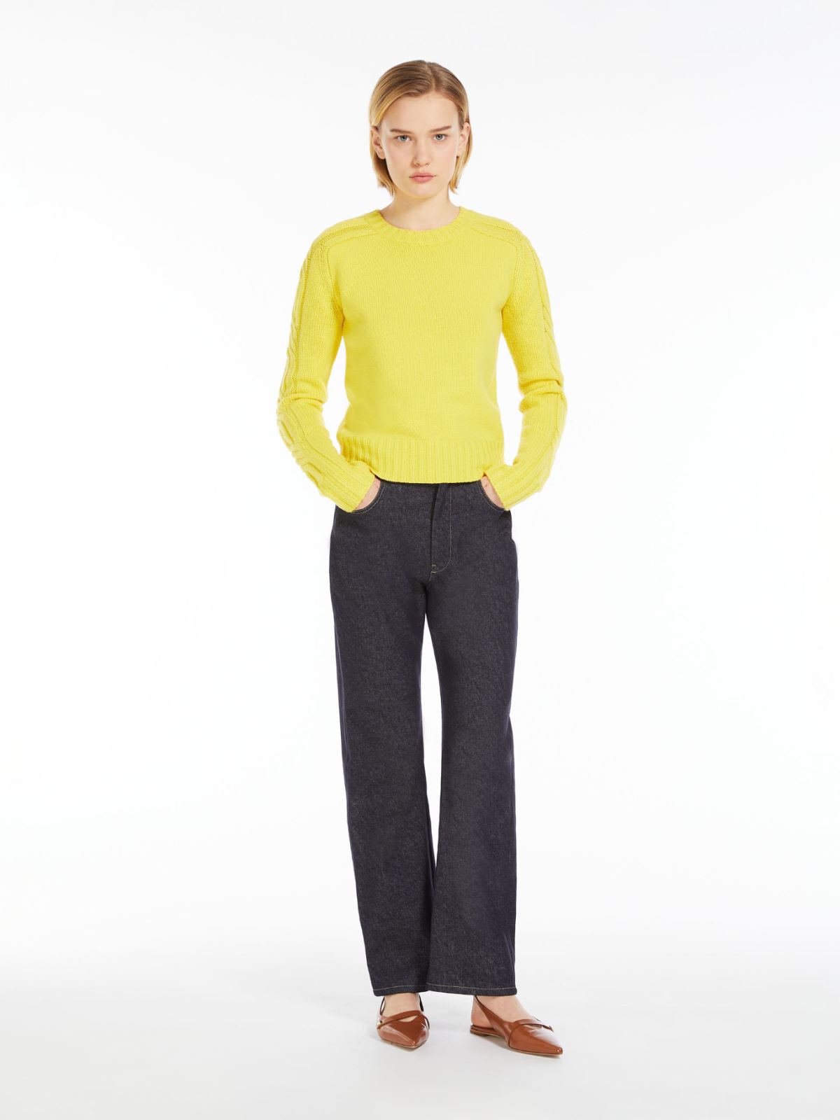 Pure cashmere crew-neck jumper