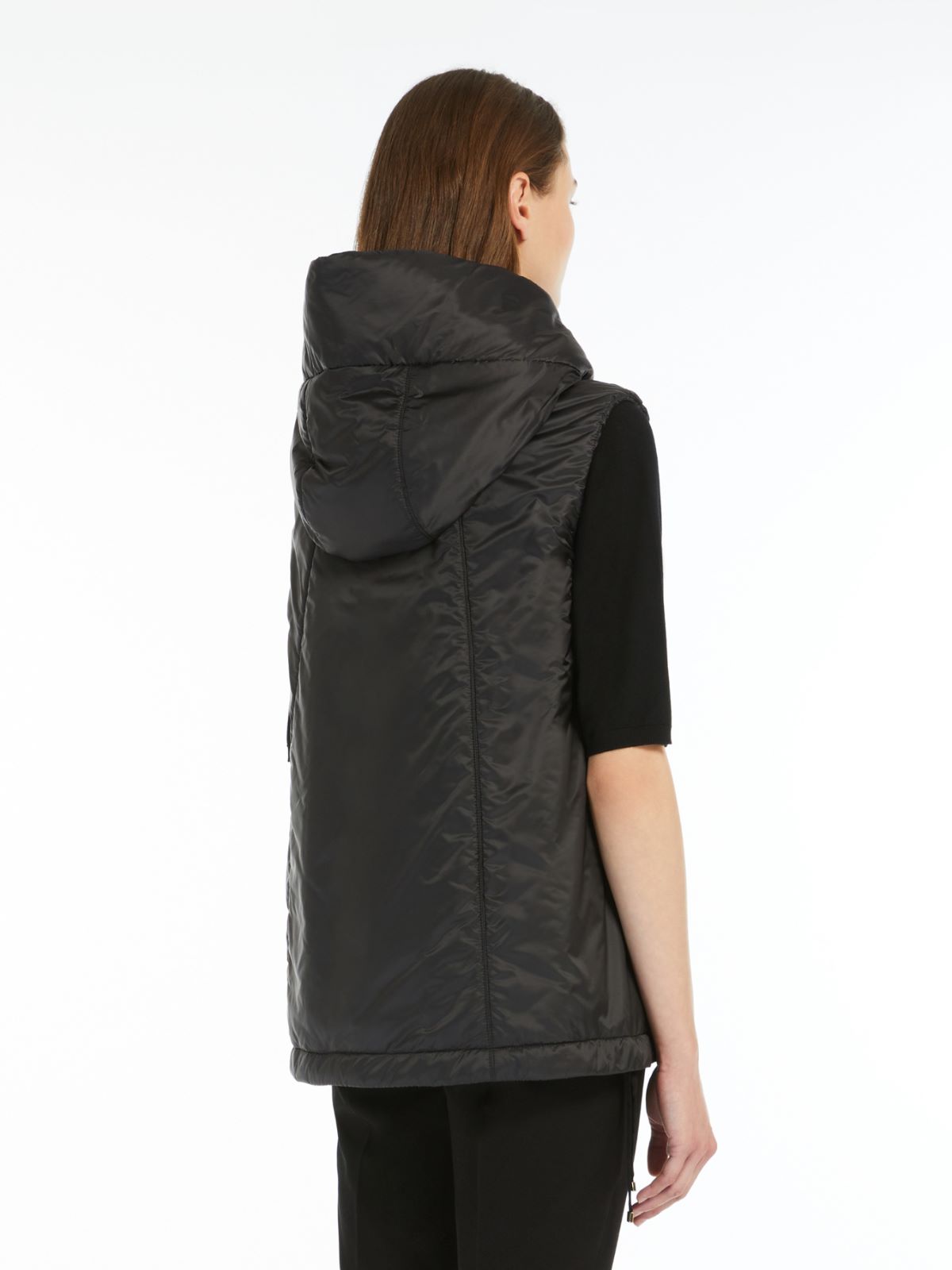 Water-repellent technical canvas gilet