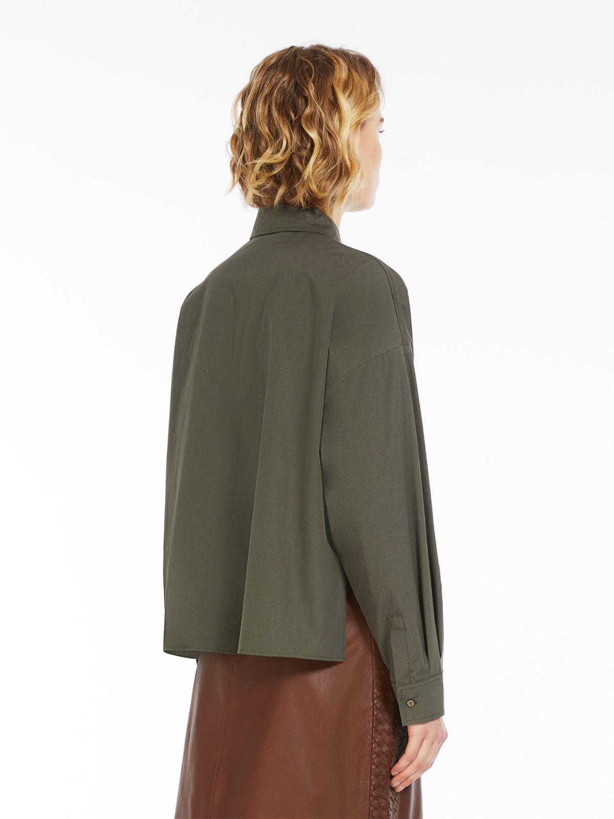 Pocket-detail poplin shirt