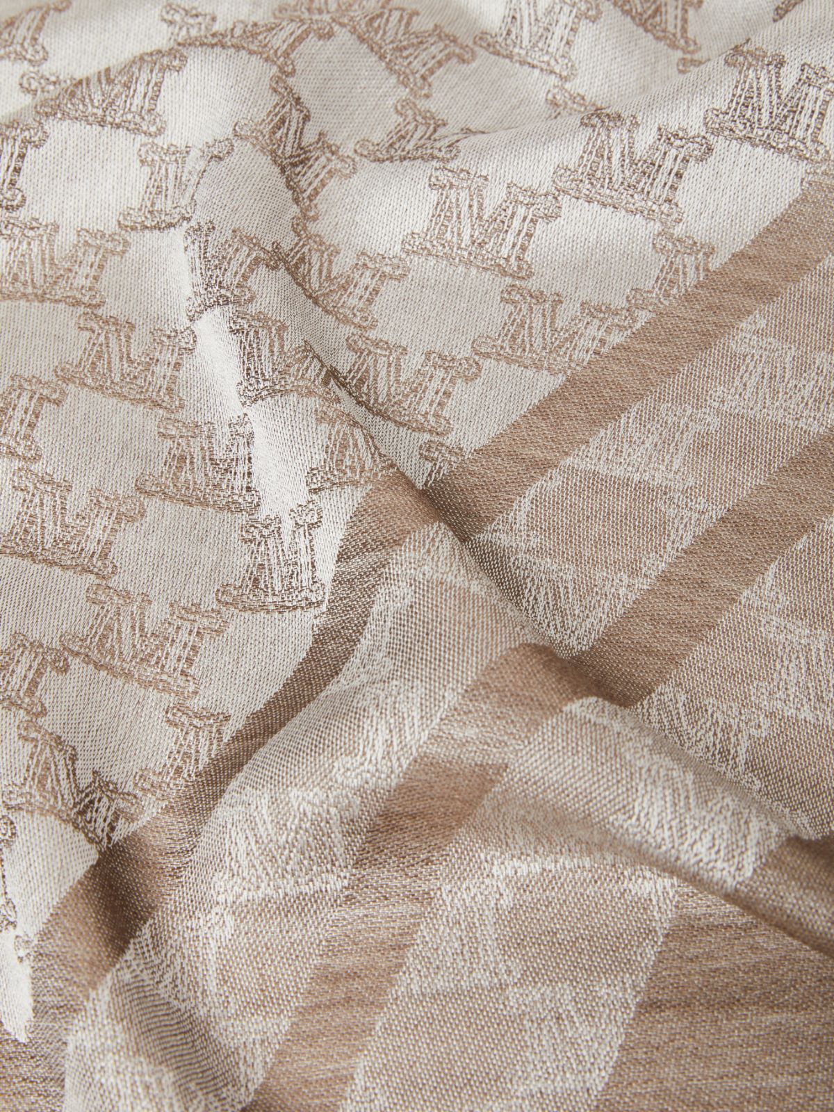 Jacquard silk and wool stole