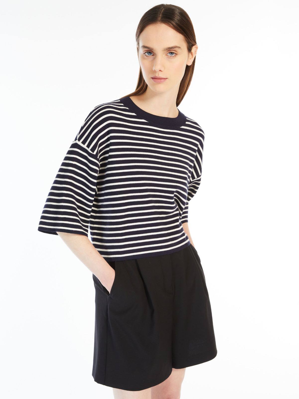 Oversized stretch viscose sweater