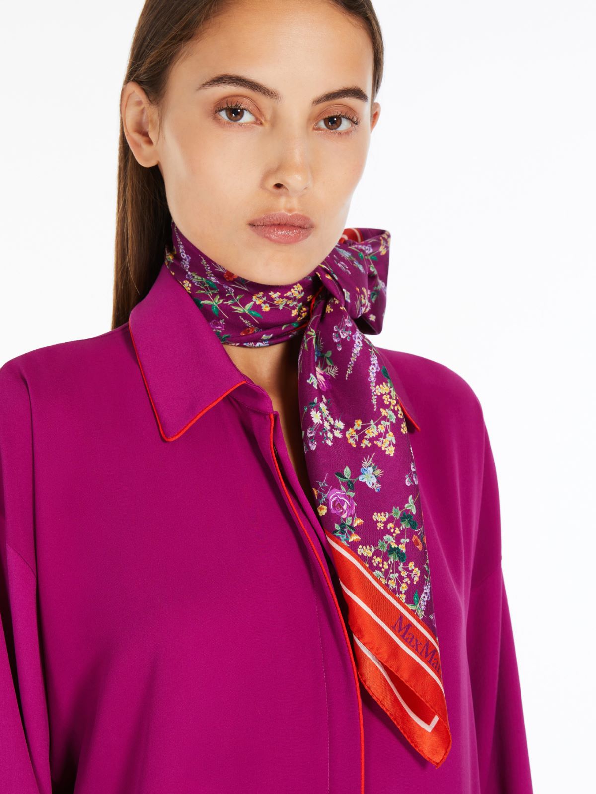 Printed silk foulard