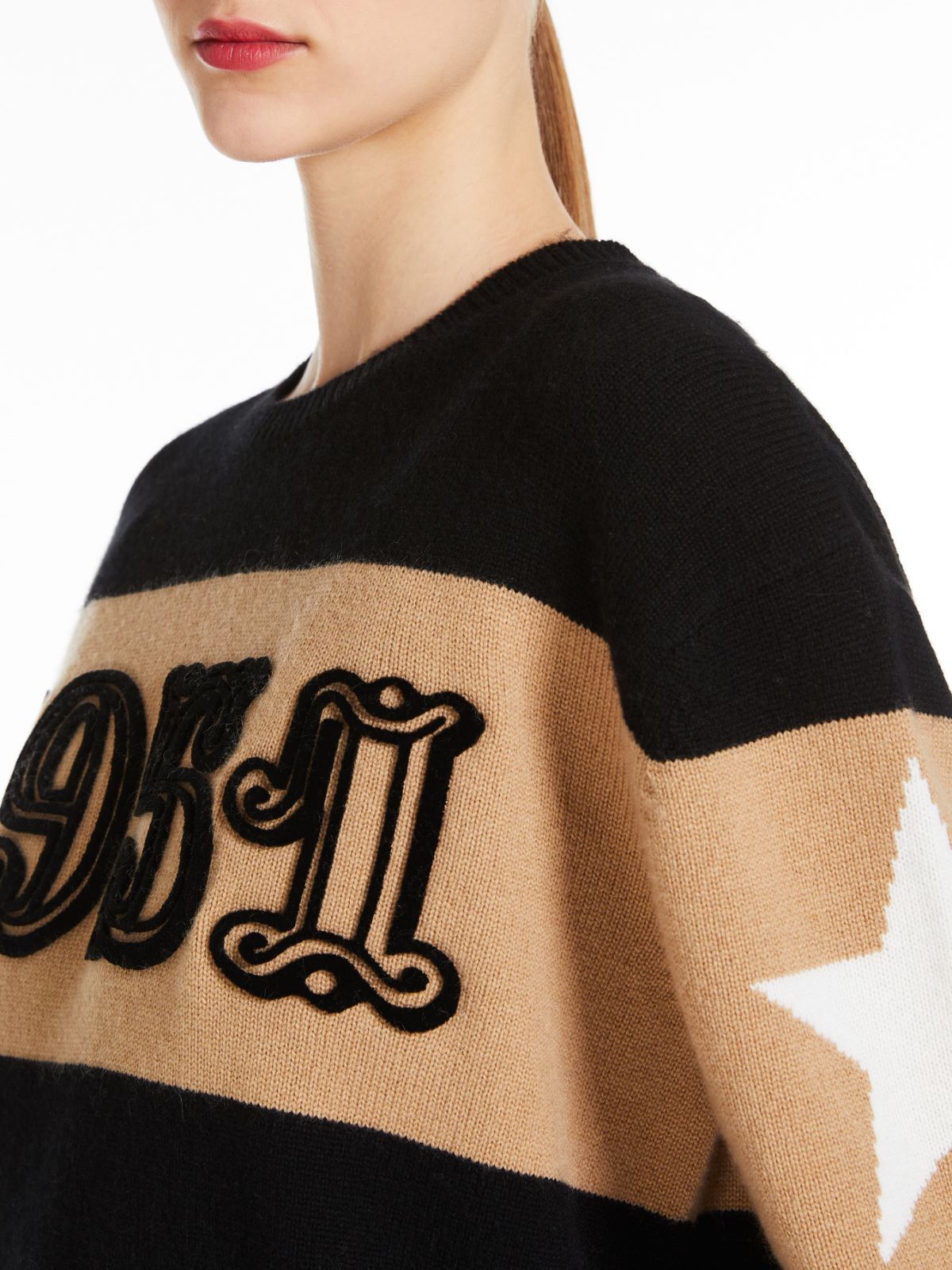 Oversized wool and cashmere jumper