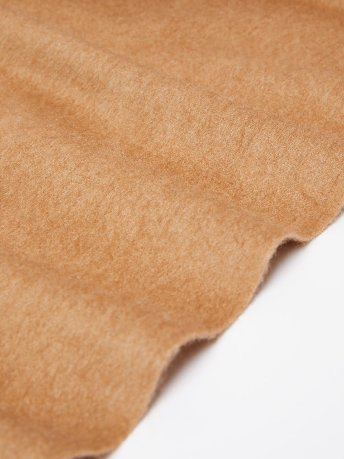 Camel stole with logo