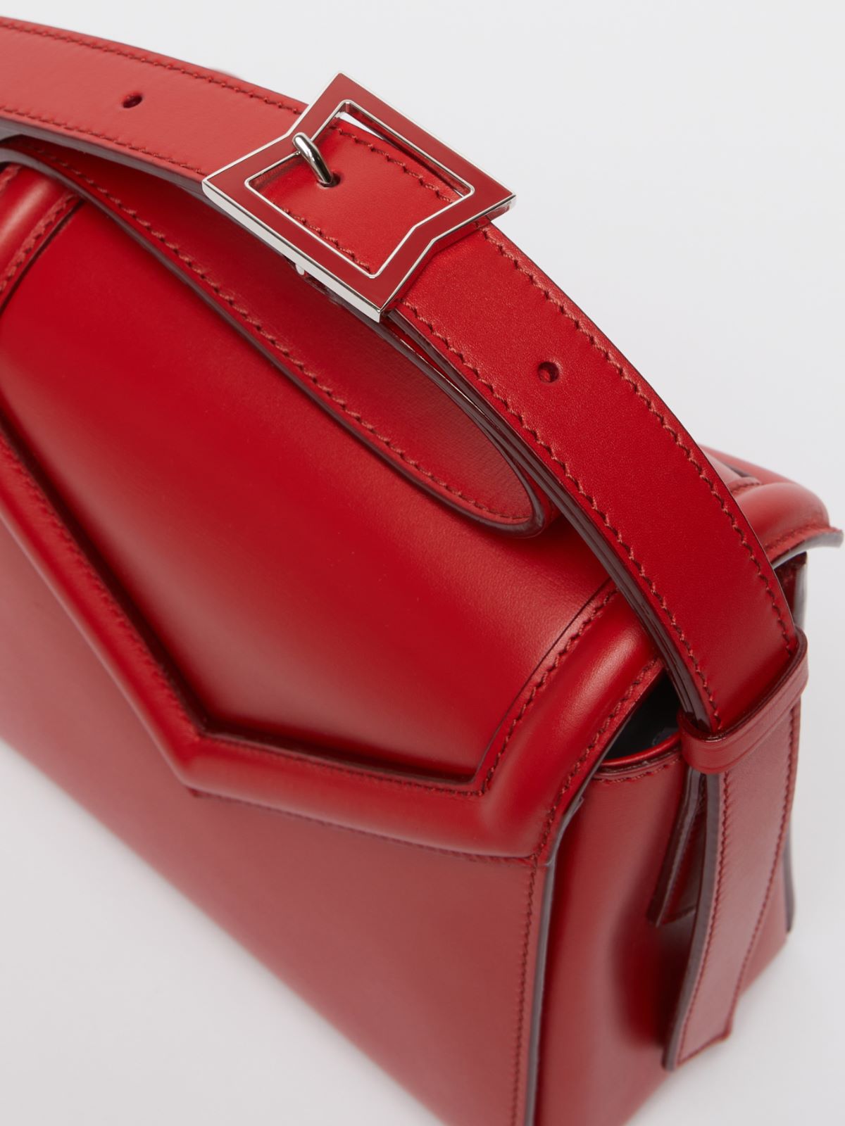 Smooth leather crossbody MM Bag