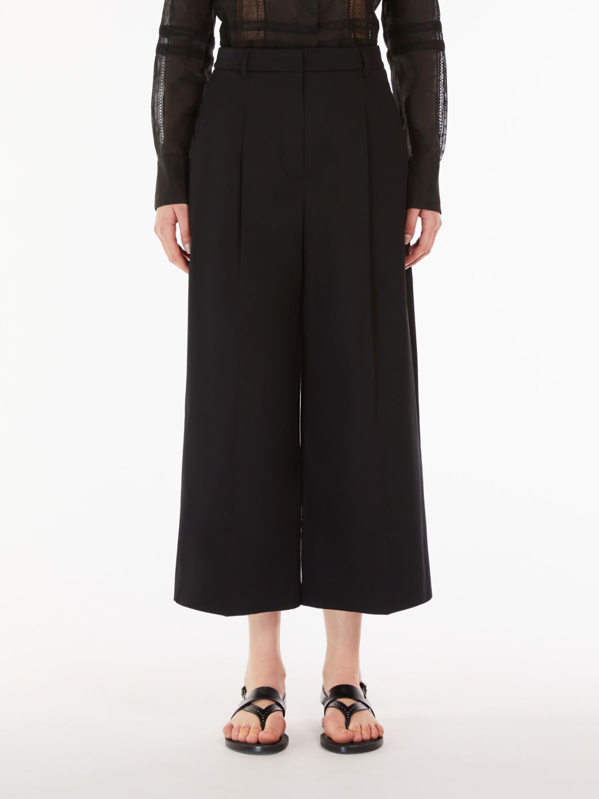 Cropped stretch cotton trousers