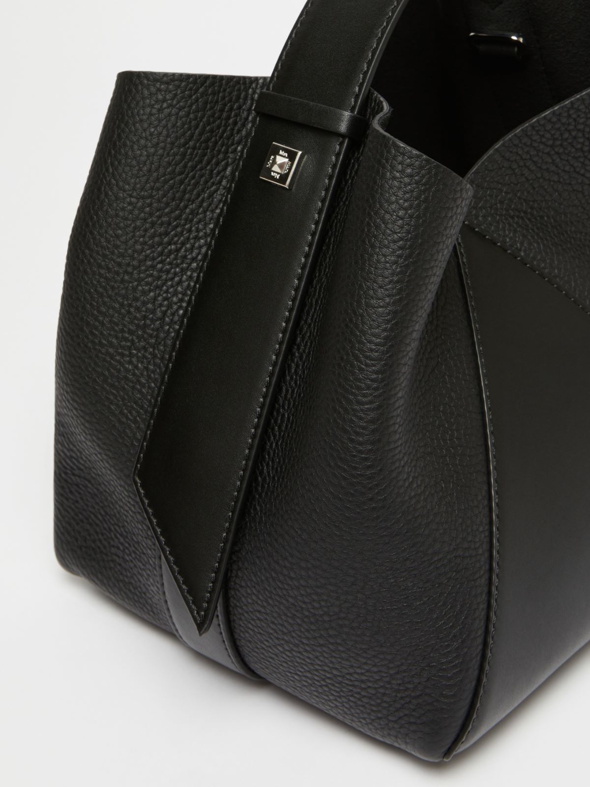 Small bucket bag in deer-print leather