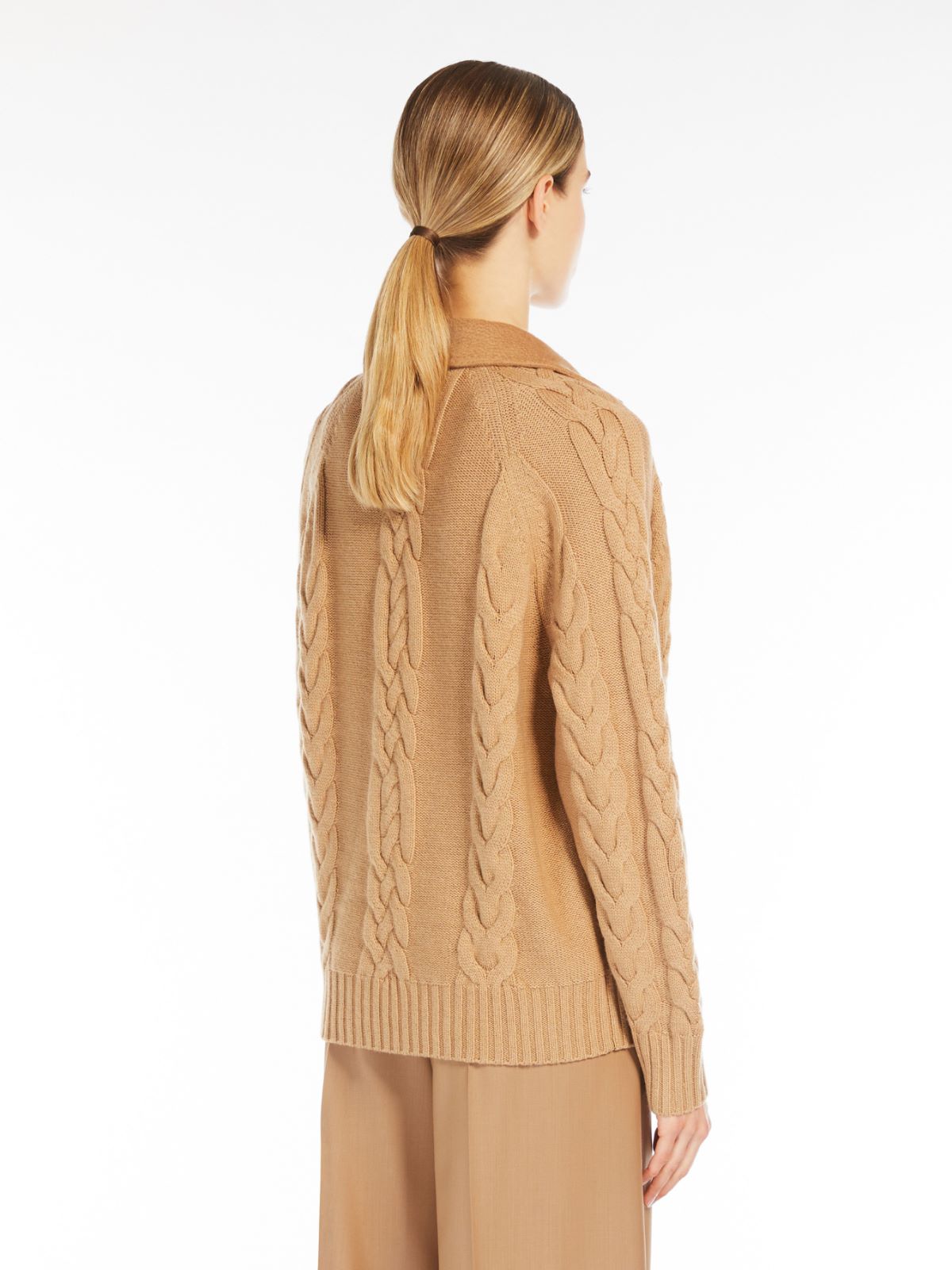 Wool and cashmere pea coat