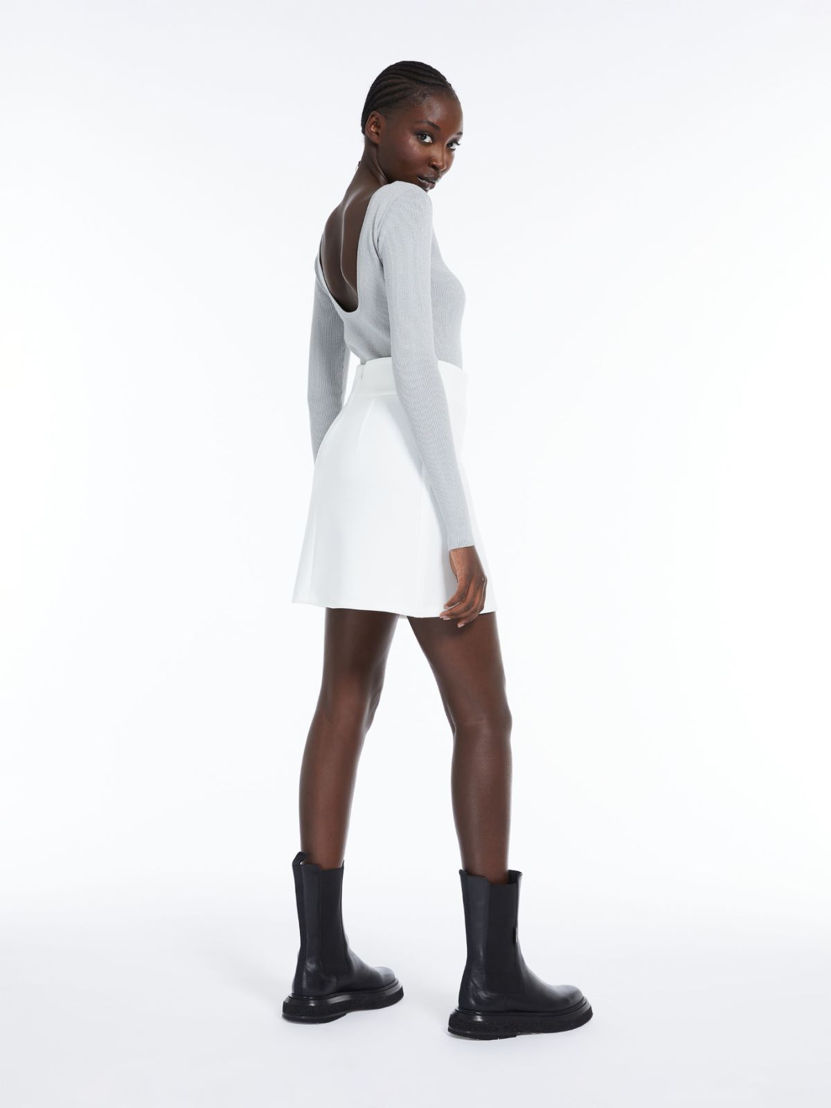 Viscose and lurex yarn sweater