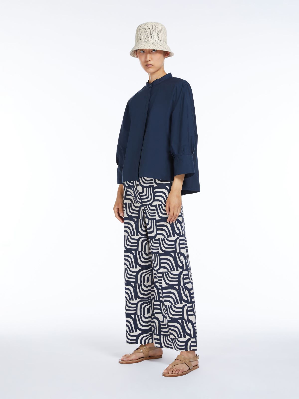 Printed poplin trousers