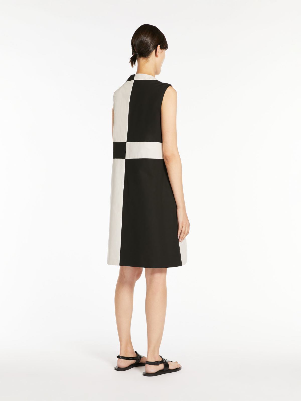 Short dress in cotton faille