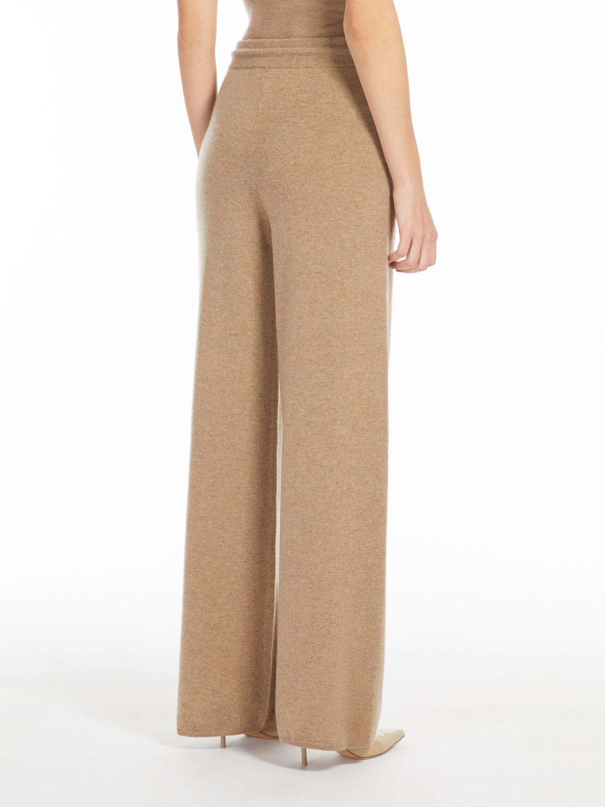 Wool and cashmere trousers