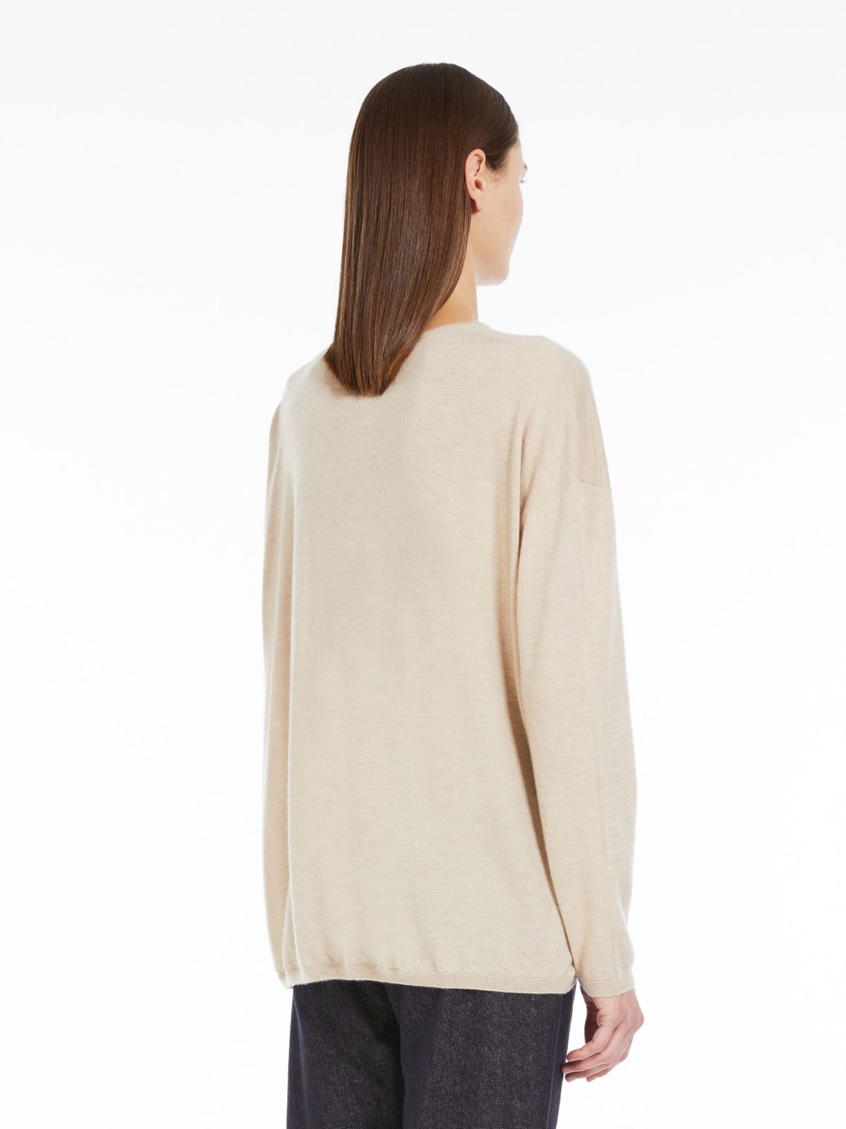 Cashmere V-neck jumper