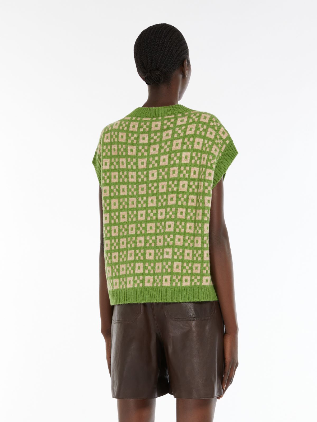 Jacquard alpaca and wool gilet