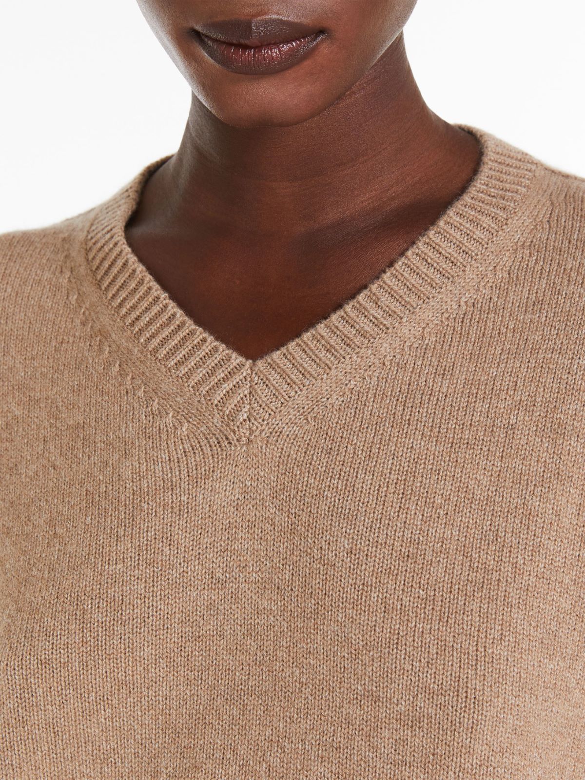 Cashmere V-neck sweater
