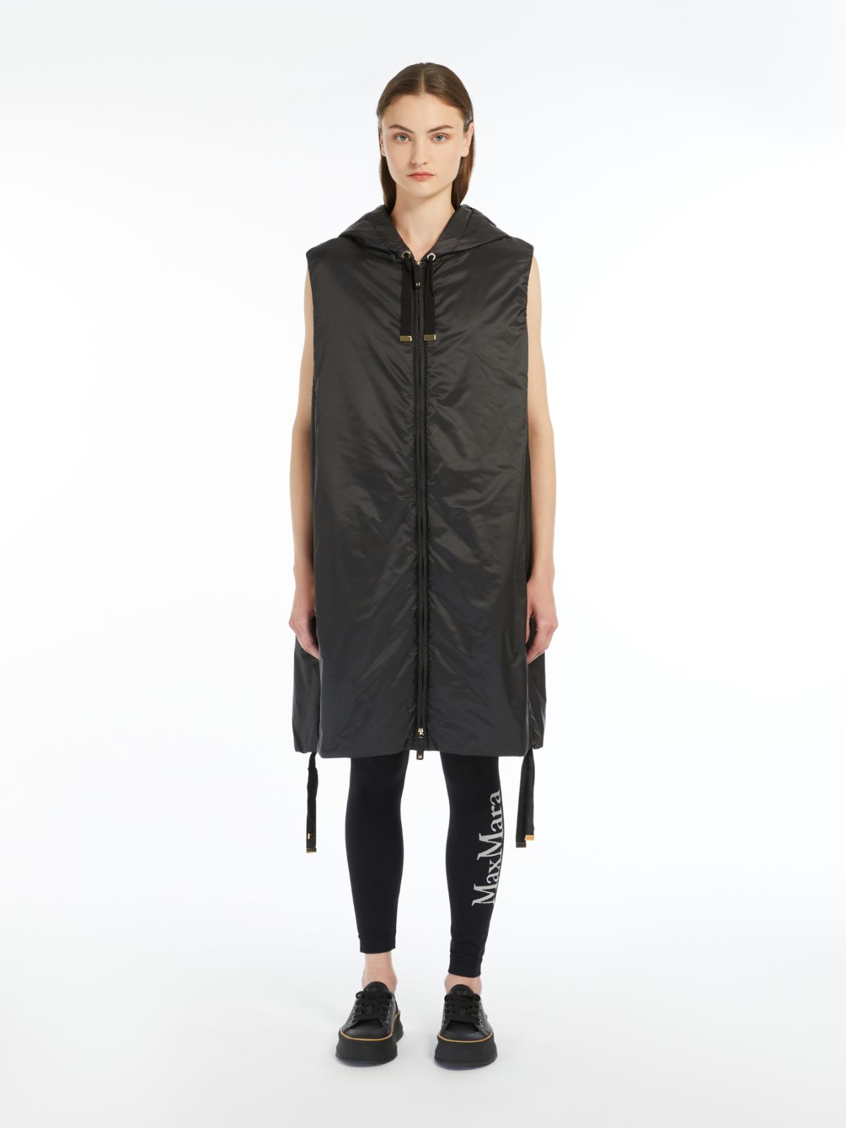 Water-resistant technical canvas gilet