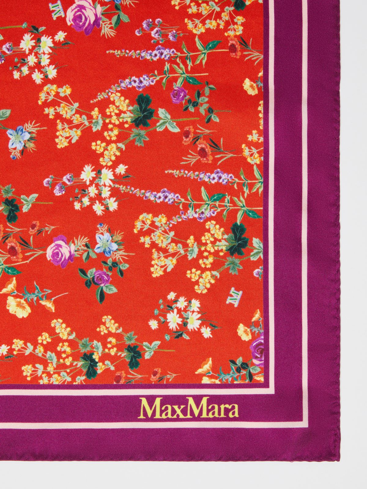 Printed silk foulard