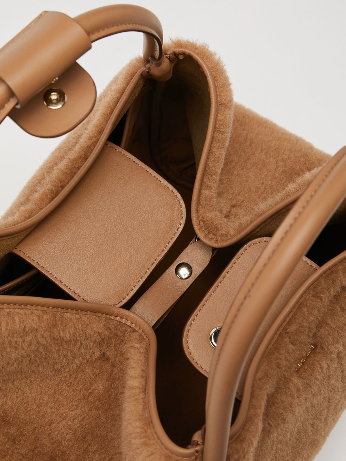 Teddy fabric Medium Marine Bag