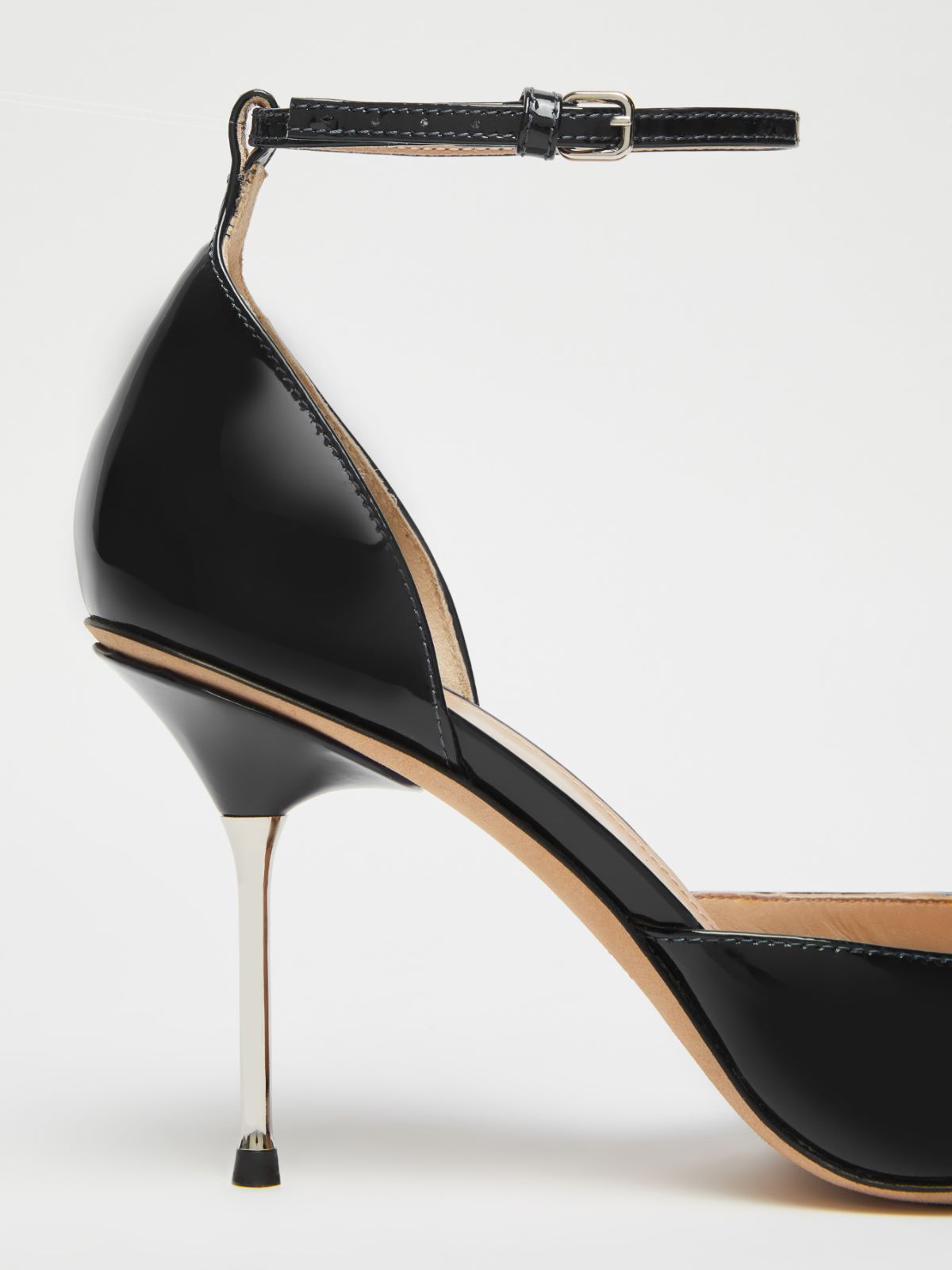 Patent-leather Mary Jane court shoes