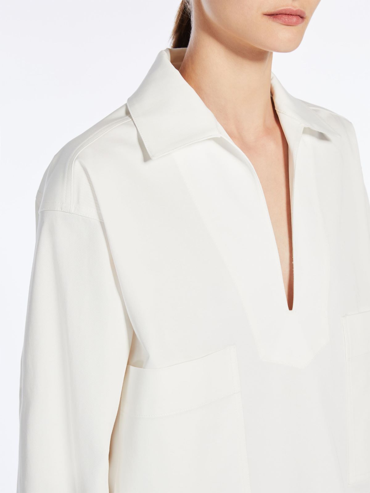 Oversized shirt in stretch gabardine