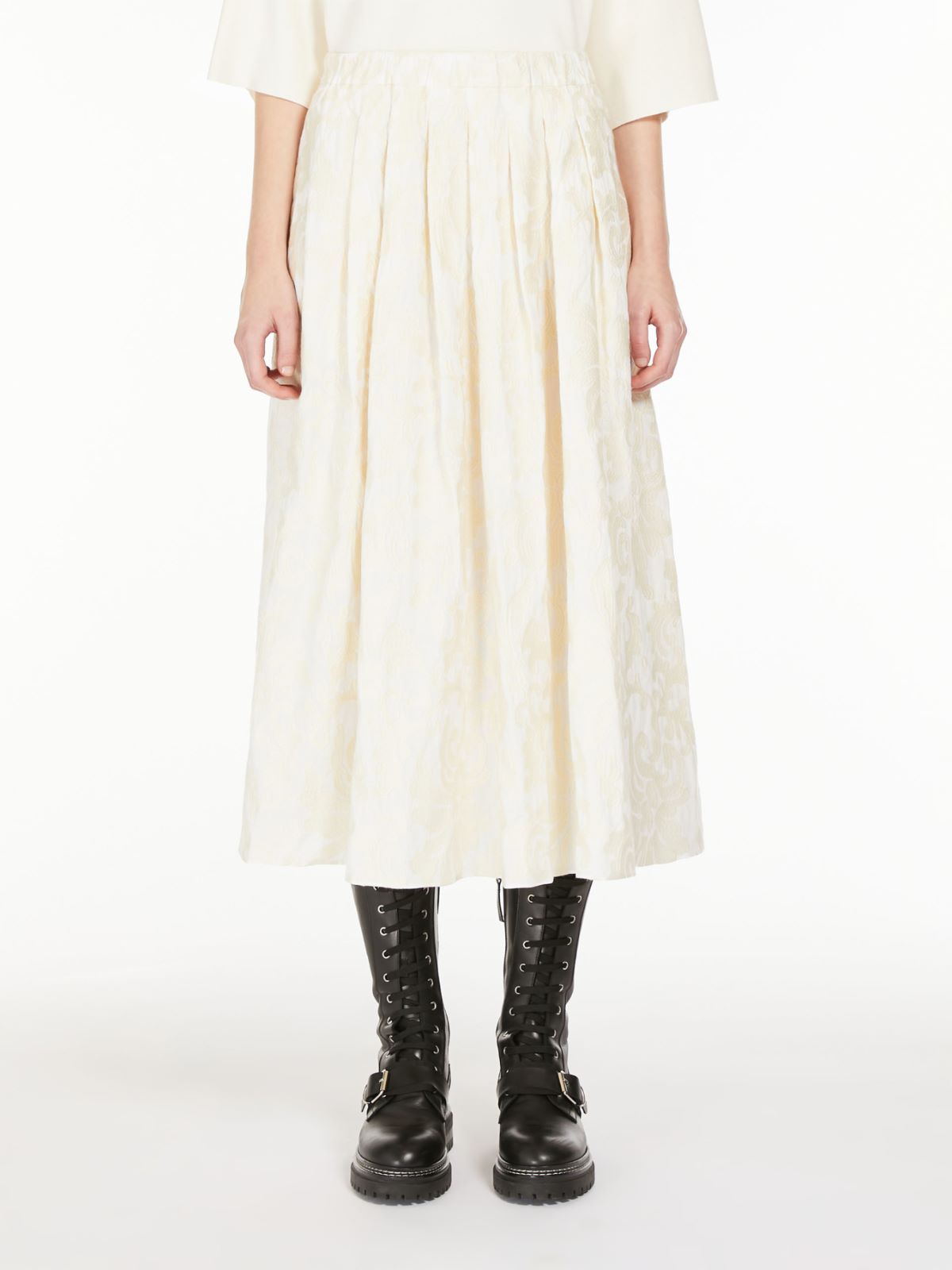 Full embroidered cotton skirt