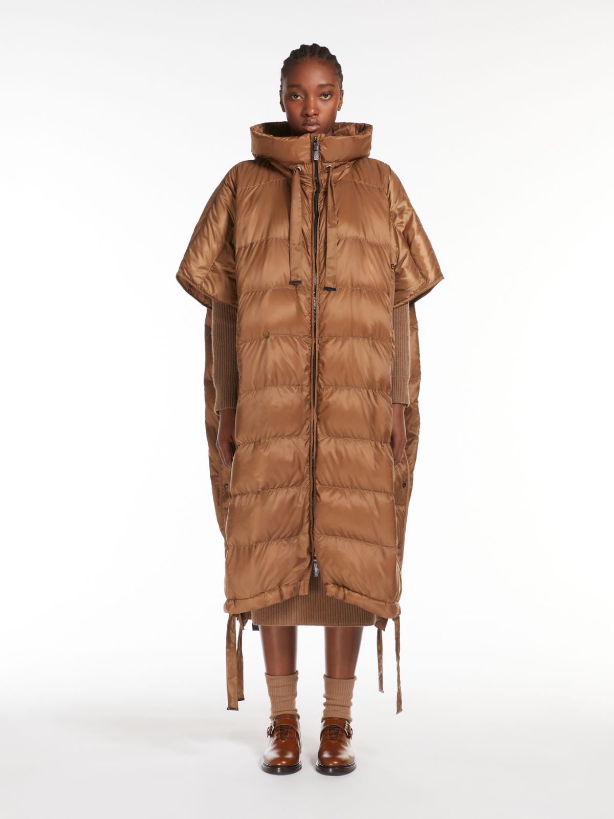 Long cape in water-repellent canvas