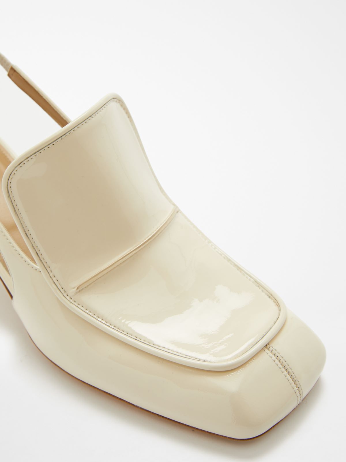 Patent-leather slingbacks