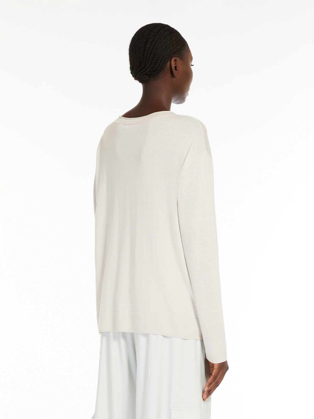 Silk and cotton yarn sweater