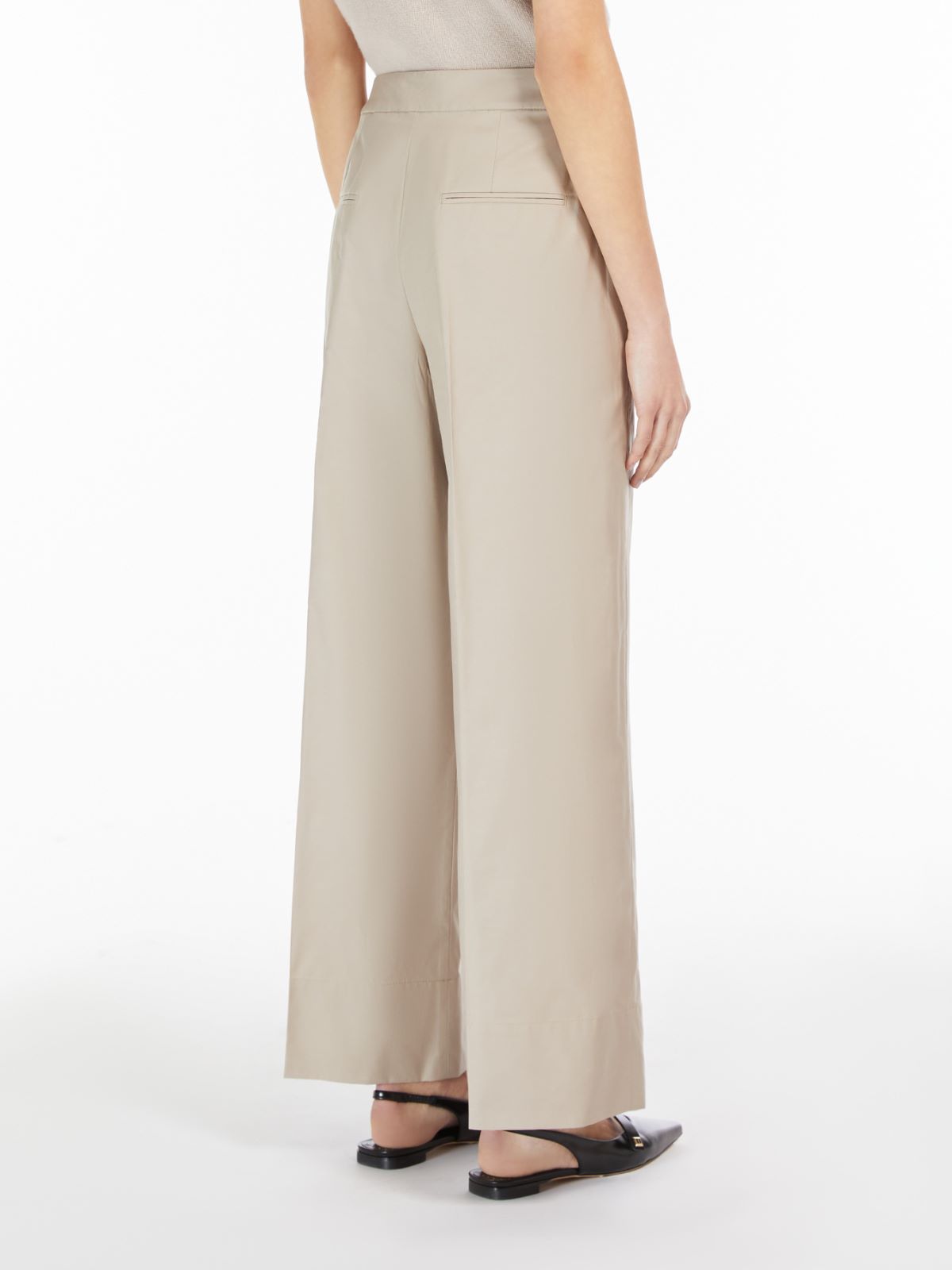 Water-repellent twill trousers