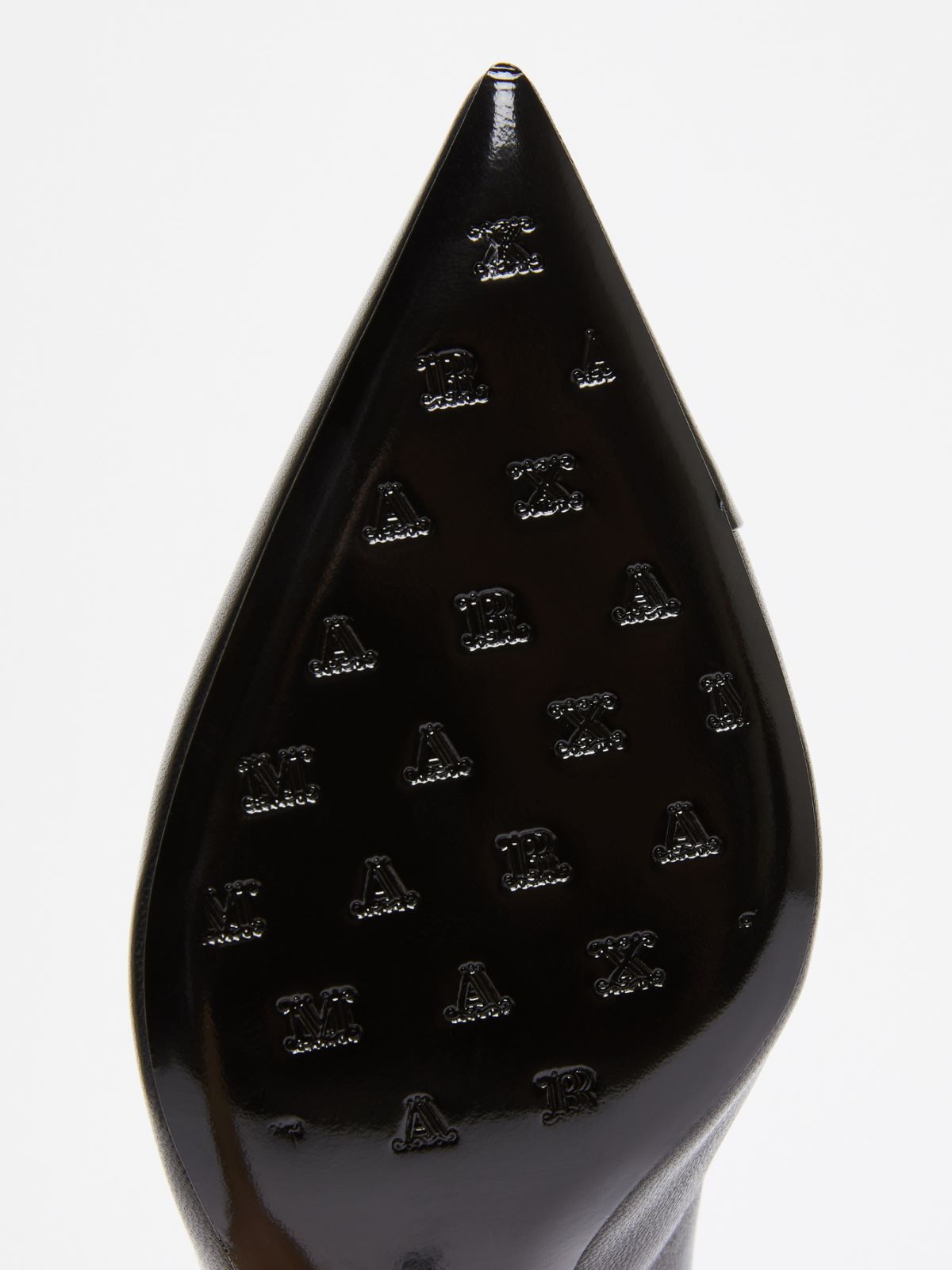 Nappa leather court shoes