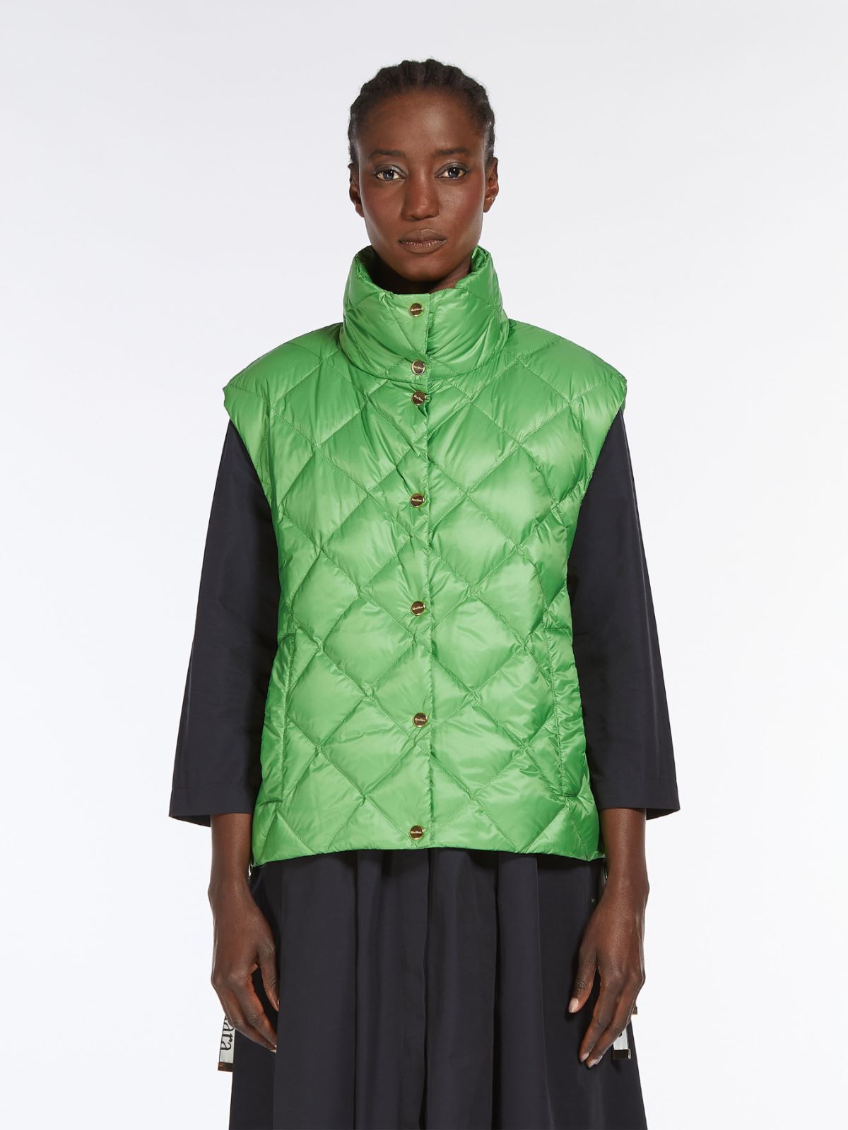 Water-resistant technical canvas gilet