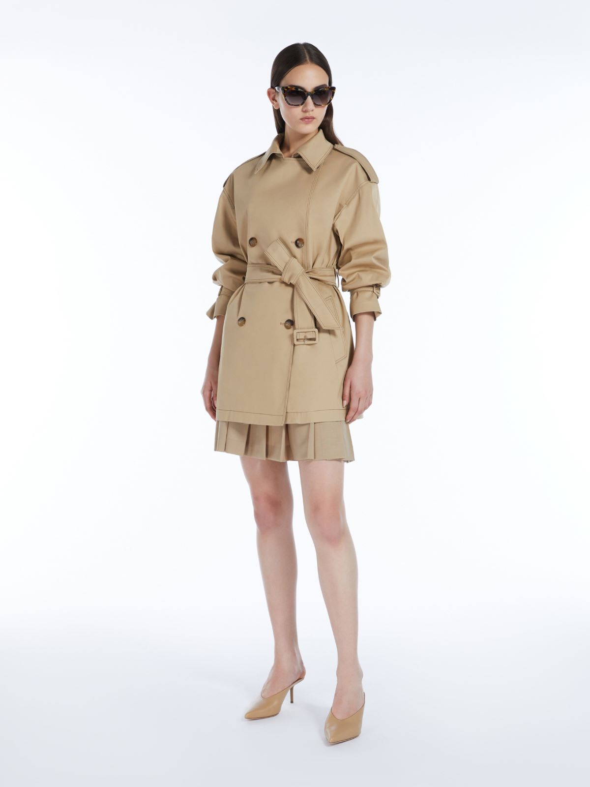 Water-repellent gabardine short trench coat