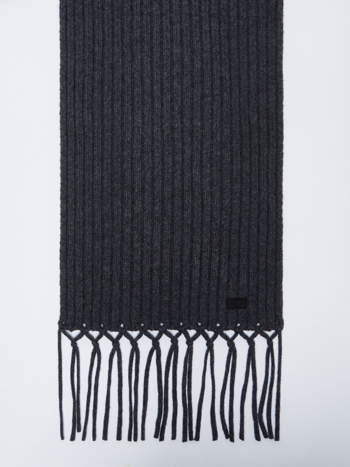 Long wool scarf