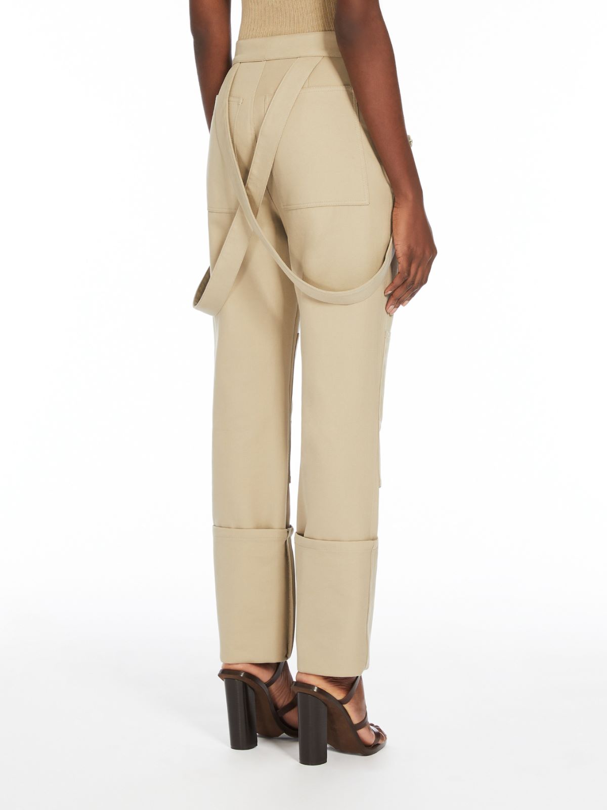 Stretch cotton trousers with braces
