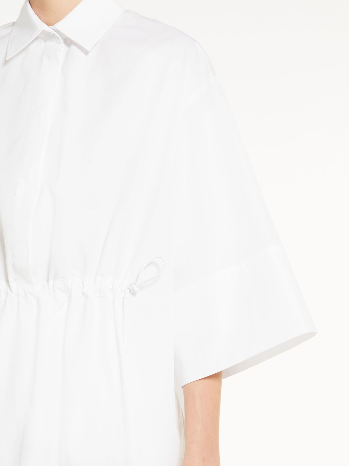 Loose-fitting cotton poplin shirt