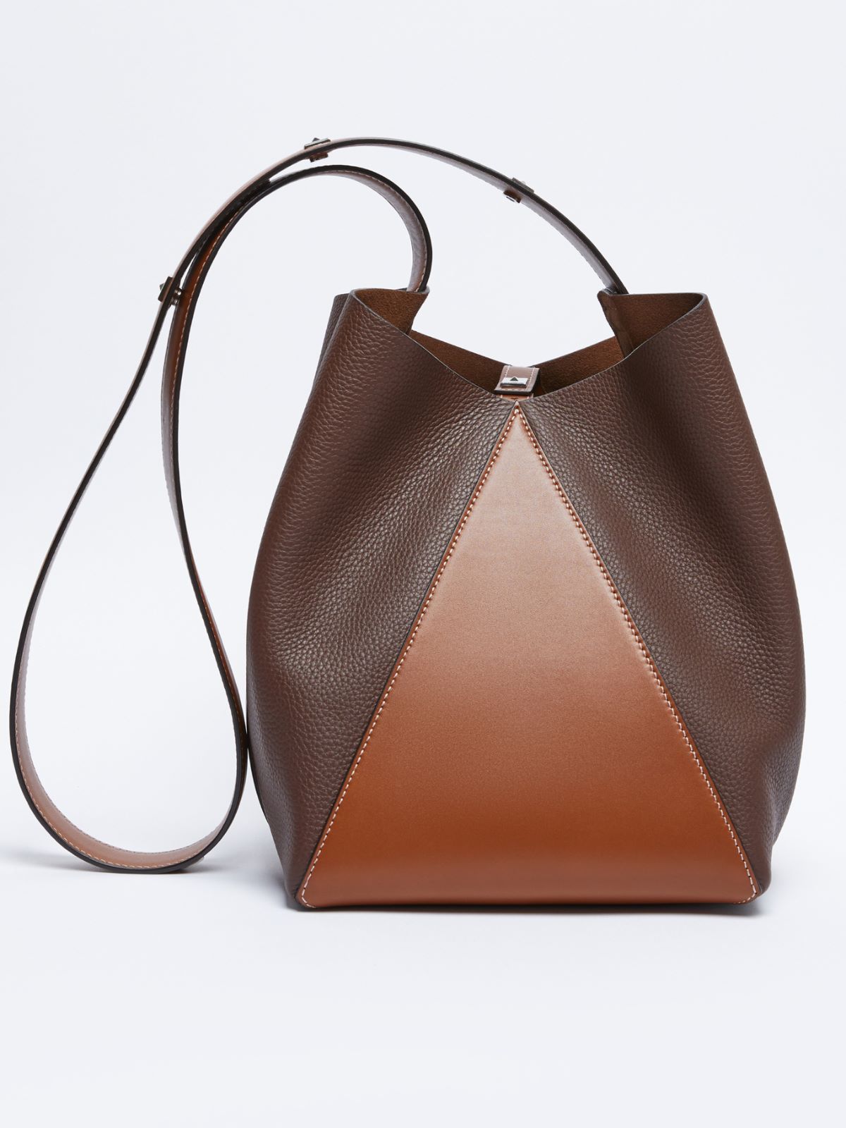 Medium bucket bag in deer-print leather