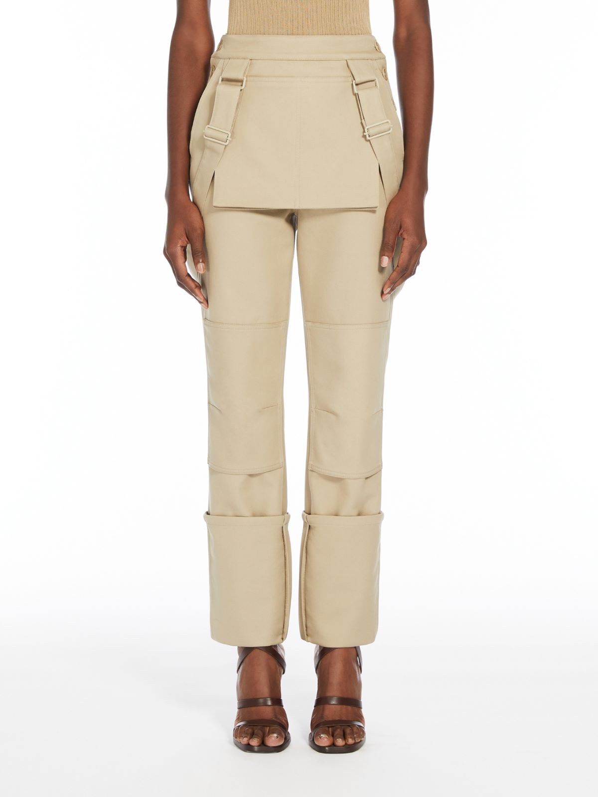 Stretch cotton trousers with braces