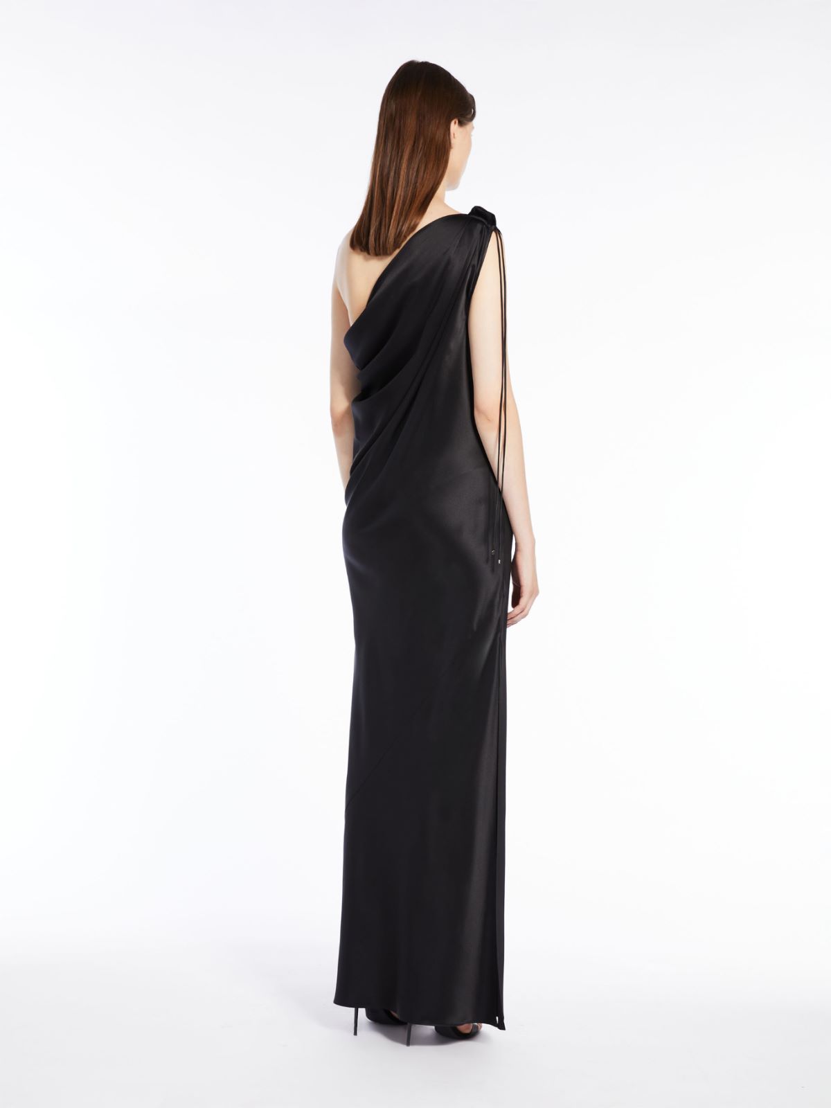 One-shoulder dress in silk satin