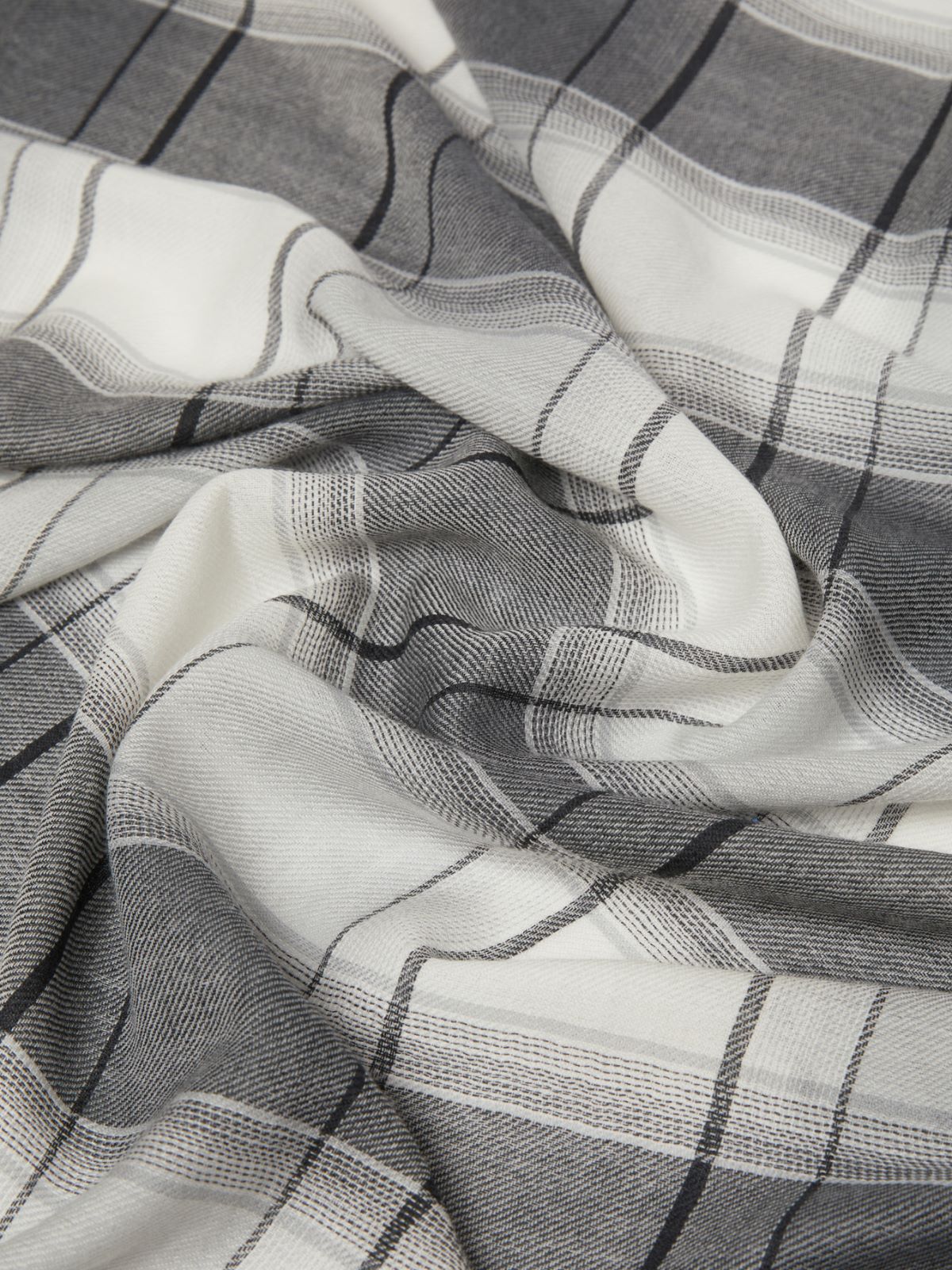 Wool and cashmere shawl