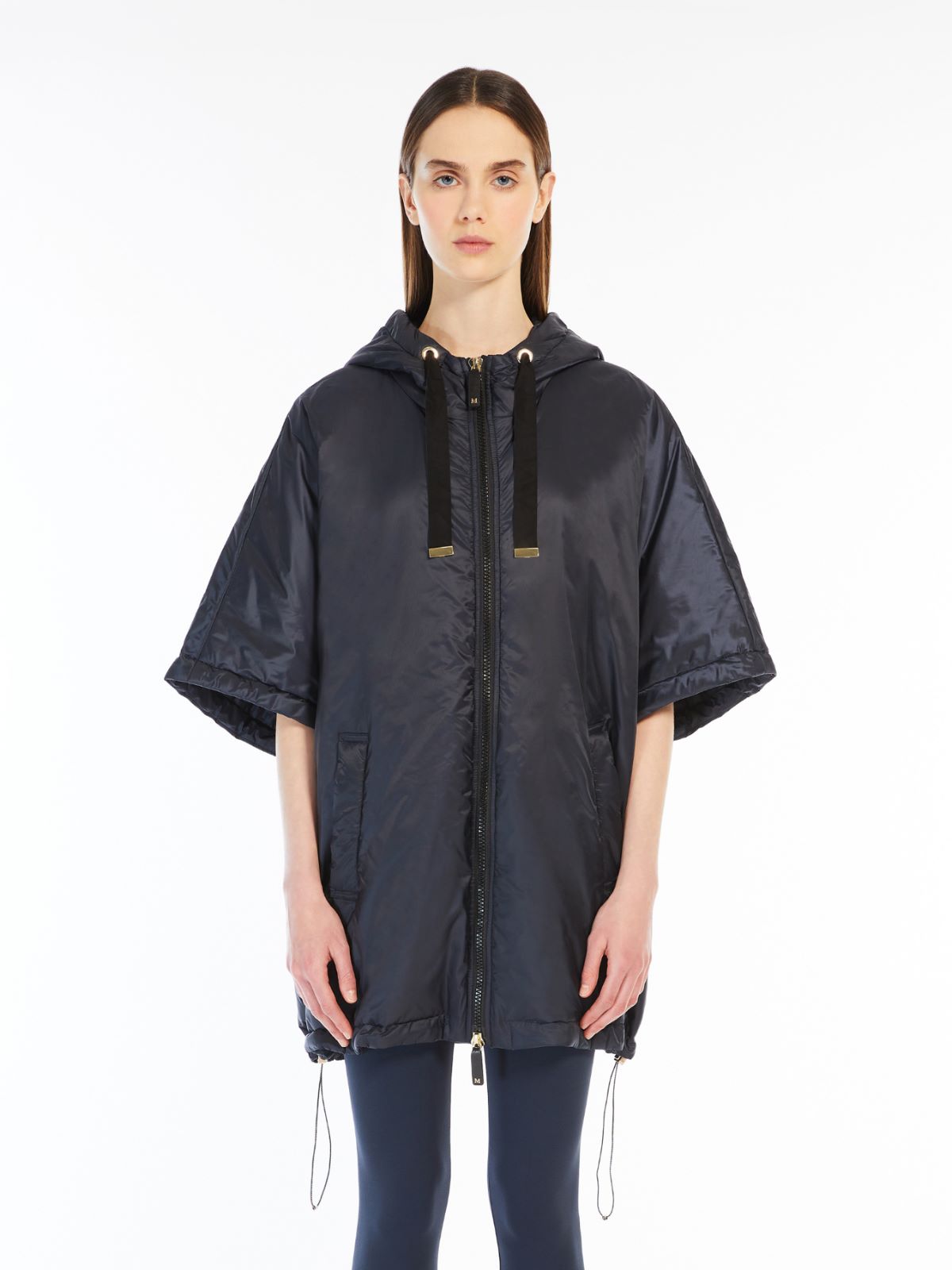 Water-repellent fabric cape
