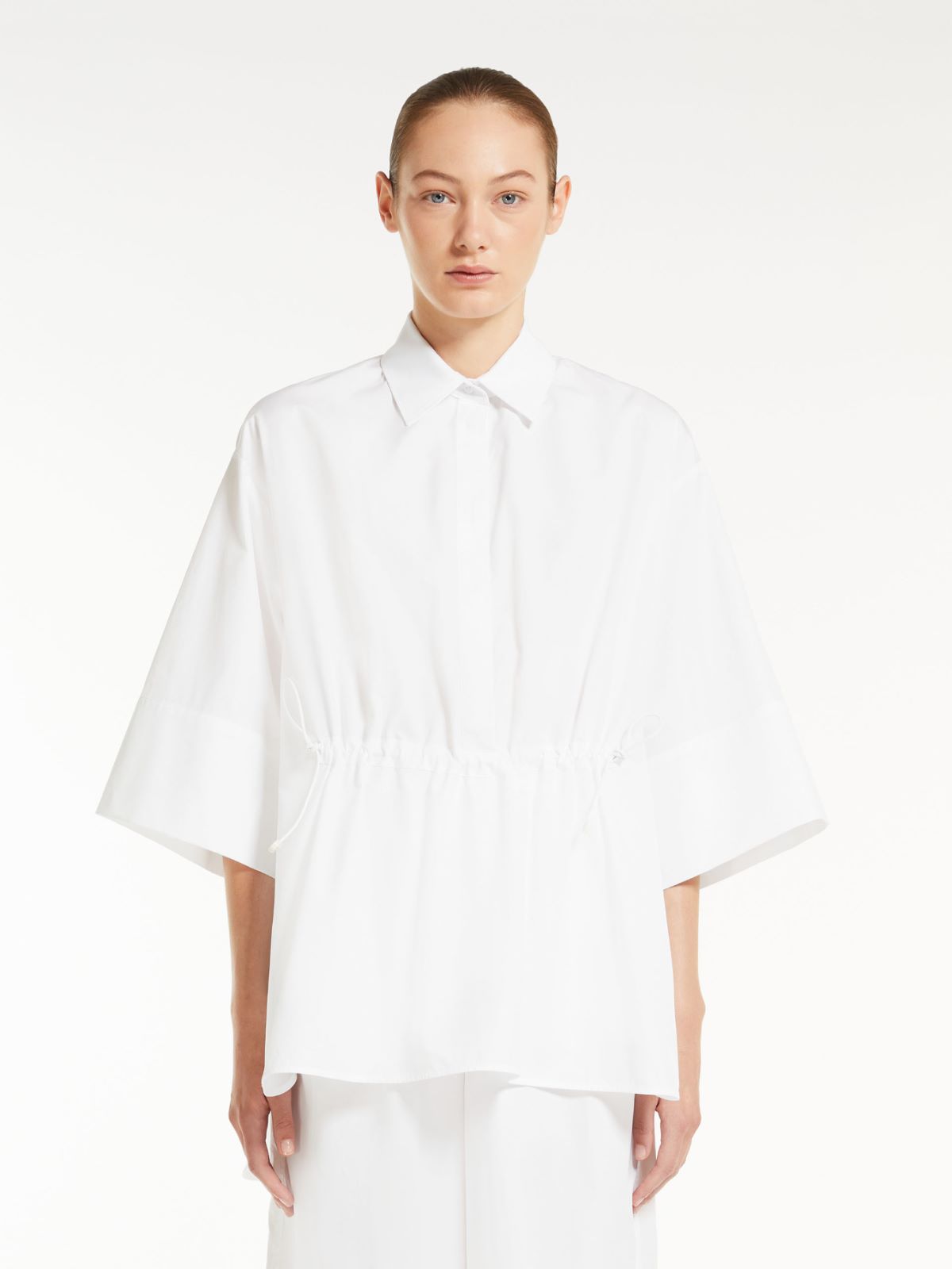 Loose-fitting cotton poplin shirt