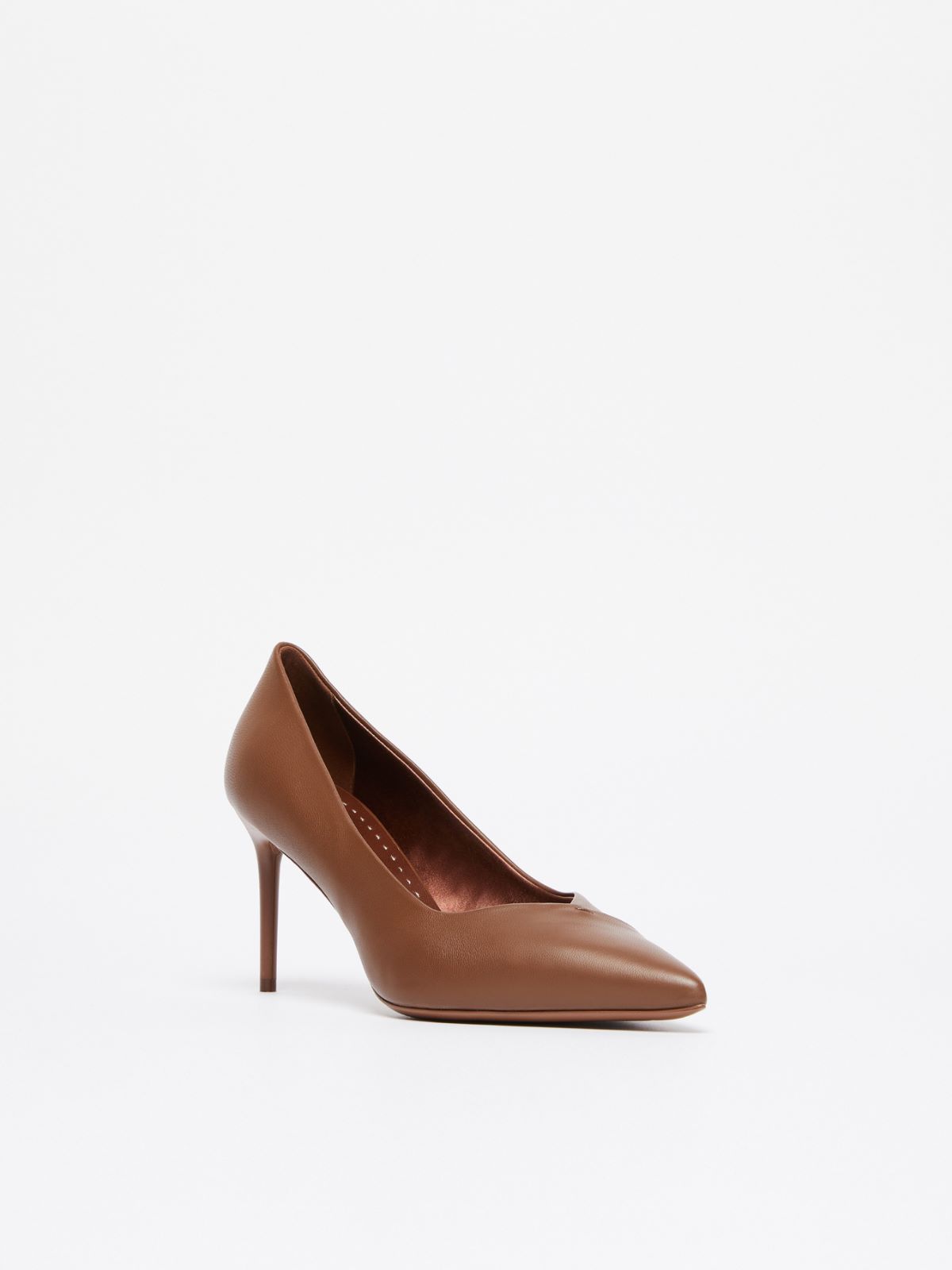 Nappa leather court shoes