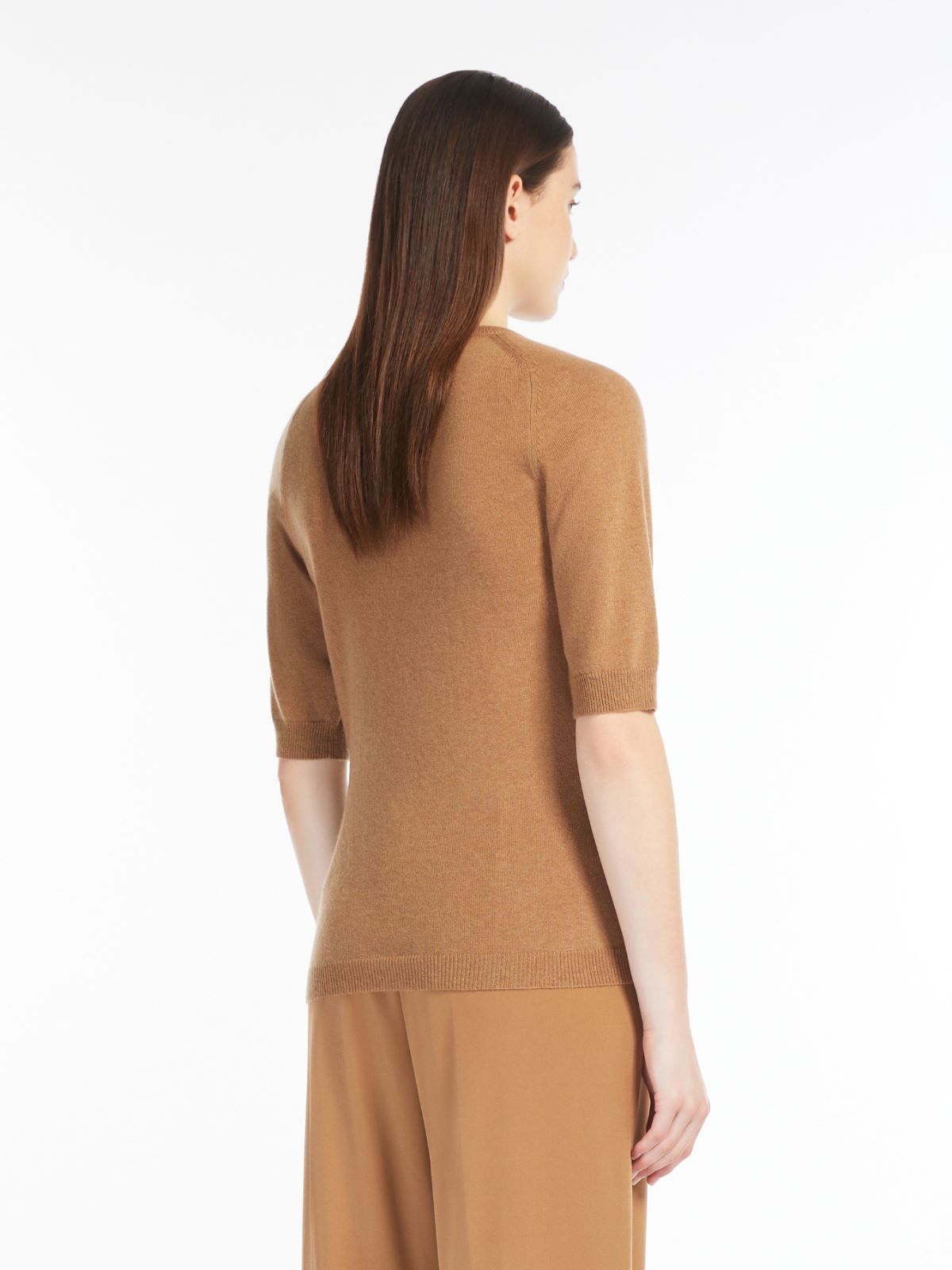 Wool and cashmere knit jumper