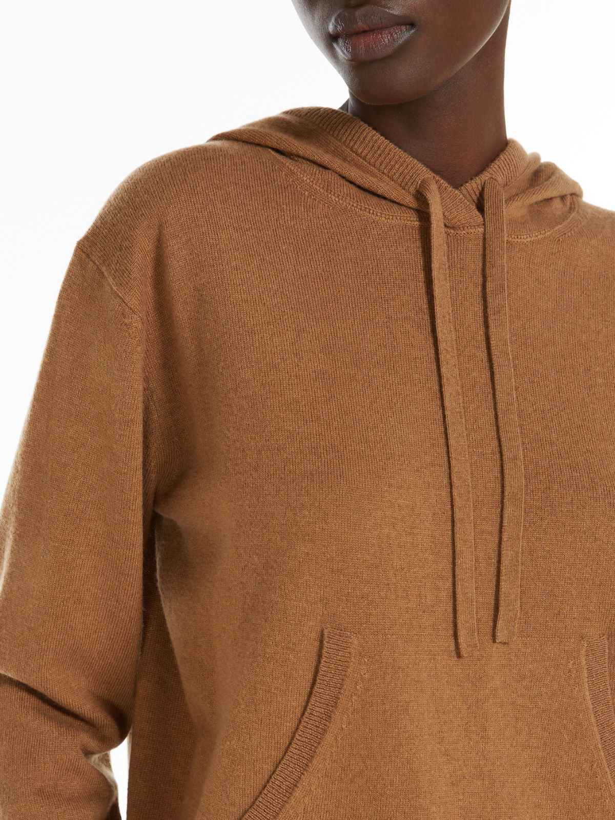 Wool and cashmere yarn sweatshirt