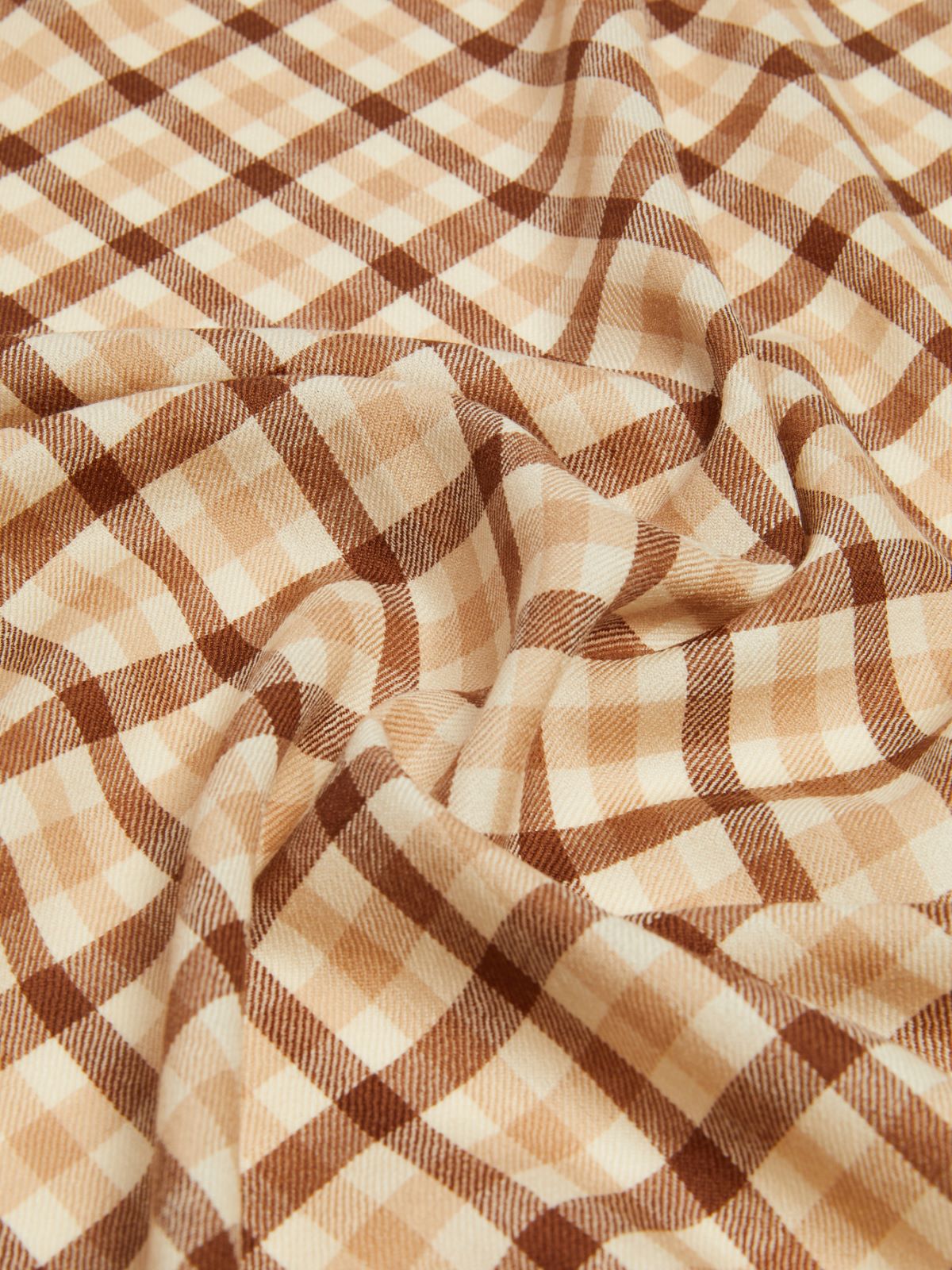 Patterned wool stole