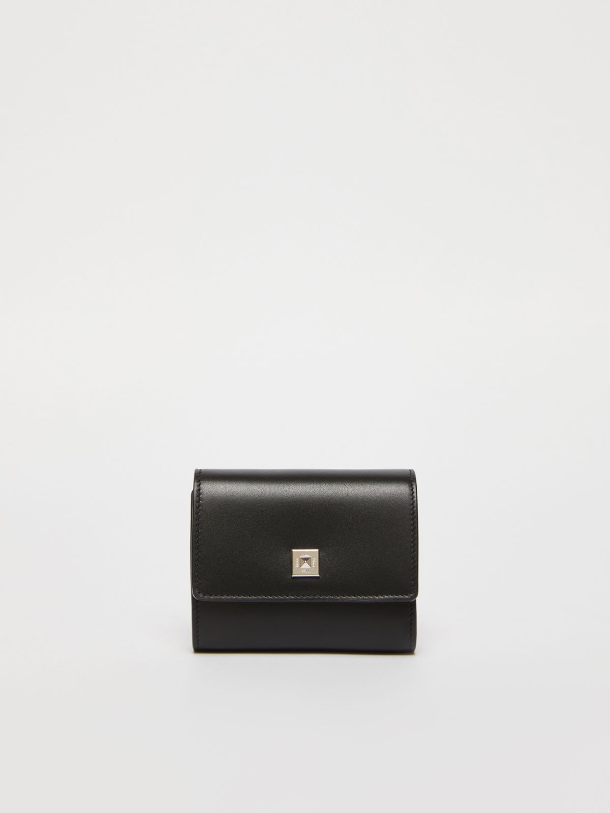 Leather purse